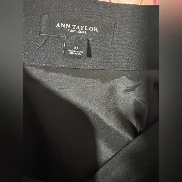 Ann Taylor Pencil Black Skirt Size 8 - Picture 4 of 4